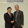  Phó Thủ tướng Trịnh Đình Dũng gặp, làm việc với Chủ tịch Ủy ban chính sách hướng Nam mới của Hàn Quốc Kim Hyeon-cheol, ngày 5/12. (Ảnh: Mạnh Hùng/TTXVN)