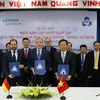 Lễ ký kết bản ghi nhớ giữa Siemens và Đại học Bách khoa Thành phố Hồ Chí Minh. (Nguồn: Siemens)