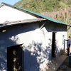 Anh Tẩn A Giao ở bản Hoàng Hồ, xã Phăng Sô Lin (Sìn Hồ) là một trong số 25 hộ nghèo được Thủ tướng hỗ trợ kinh phí xây nhà mới. (Ảnh: Công Tuyên/TTXVN)