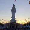 Hàng chục nghìn phật tử, du khách đổ về viếng chùa ở Bạc Liêu