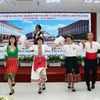 Chương trình văn nghệ do các cựu lưu học sinh Việt Nam tại Bulgaria biểu diễn. (Ảnh: Xuân Khu/TTXVN)