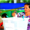 Cử tri Thái Lan bỏ phiếu sớm tại một điểm bầu cử ở Samut Prakan ngày 17/3/2019. (Ảnh: THX/ TTXVN)