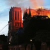 Hiện trường vụ hỏa hoạn tại Nhà thờ Đức Bà ở Paris, Pháp, ngày 15/4/2019. (Ảnh: THX/TTXVN)