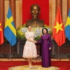 Phó Chủ tịch nước Đặng Thị Ngọc Thịnh với Công chúa kế vị Thụy Điển Victoria Ingrid Alice Desiree. (Ảnh: Lâm Khánh/TTXVN)