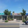 Đề nghị tháo dỡ hàng loạt nhà hàng, công trình tạm ven biển Đà Nẵng