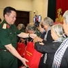 Đoàn đại biểu 'Đội quân tóc dài' tỉnh Bến Tre thăm Bộ Quốc phòng