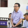 Bị cáo Nguyễn Tuấn Hùng (sinh năm 1971, nguyên Trưởng ban Tài chính PVEP) khai báo tại phiên tòa. (Ảnh: Doãn Tấn/TTXVN)