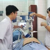 Bệnh viện Thống Nhất Thành phố Hồ Chí Minh là bệnh viện đầu tiên ở khu vực phía Nam triển khai kỹ thuật sóng xung kích ngoài cơ thể. (Ảnh: Đinh Hằng/TTXVN)