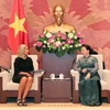 Chủ tịch Quốc hội Nguyễn Thị Kim Ngân tiếp bà Federica Mogherini, Phó Chủ tịch Ủy ban châu Âu, đại diện cấp cao của Liên minh châu Âu (EU) về chính sách Đối ngoại và An ninh. (Ảnh: Văn Điệp/TTXVN)