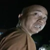 Hình ảnh sư Toàn buông lời gạ tình bị phóng viên ghi lại. (Ảnh cắt từ clip)