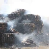 Kho chứa giấy cháy tại thôn Đông Yên, xã Đông Phong, huyện Yên Phong, tỉnh Bắc Ninh. (Ảnh: Diệp Trương/TTXVN)