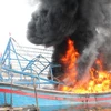 Bến Tre: Cháy 3 tàu cá đang neo đậu, thiệt hại hơn 12 tỷ đồng