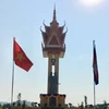 Đài hữu nghị Việt Nam-Campuchia tại tại thành phố Serey Sophorn, tỉnh Banteay Meanchey, cách thủ đô Phnom Penh khoảng 430km về phía Tây Bắc. (Nguồn: TTXVN)