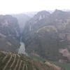 Đèo Mã Pì Lèng được du khách mệnh danh là một trong tứ đại đỉnh đèo thuộc vùng núi phía Bắc của Việt Nam. (Ảnh: Nguyễn Chiến/TTXVN)