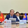 Trưởng SOM ASEAN Việt Nam, Thứ trưởng Ngoại giao Nguyễn Quốc Dũng phát biểu. (Ảnh: TTXVN)