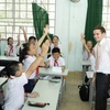 Giờ học tiếng Anh của Trường THCS Hùng Vương, Đồng Nai, với giảng viên người nước ngoài. (Ảnh minh họa: Minh Quyết/TTXVN)