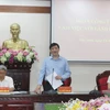 Quyền Bộ trưởng Bộ Y tế Nguyễn Thanh Long phát biểu tại buổi làm việc. (Ảnh: Nguyễn Chinh/TTXVN)