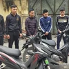 Các đối tượng trong nhóm của Nguyễn Đình Bảo bị công an bắt giữ. (Ảnh: Trịnh Duy Hưng/TTXVN)