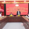 Ông Vi Đức Thọ, Chủ tịch Ủy ban Mặt trận Tổ quốc Việt Nam tỉnh Sơn La, phát biểu tại Hội nghị. (Ảnh: TTXVN phát)