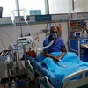 Bệnh nhân COVID-19 được điều trị tại bệnh viện Safdarjung ở New Delhi, Ấn Độ ngày 7/5/2021. (Ảnh: Reuters/TTXVN)