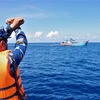 Bộ đội Biên phòng Bà Rịa-Vũng Tàu phối hợp với các doanh nghiệp kinh doanh khí trên địa bàn phát hiện, ngăn chặn kịp thời các tàu cá vi phạm hành lang an toàn đường ống dẫn khí dưới biển. (Ảnh: TTXVN phát)
