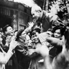 Chủ tịch Hồ Chí Minh đến dự Đại hội toàn quốc thống nhất Việt Minh-Liên Việt tại Việt Bắc từ ngày 3-7/3/1951. (Nguồn: TTXVN)