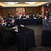 Toàn cảnh cuộc gặp ba bên giữa Đại diện đặc biệt của Hàn Quốc về hòa bình, an ninh trên Bán đảo Triều Tiên Noh Kyu-duk (giữa), Vụ trưởng Vụ châu Á và châu Đại dương của Bộ Ngoại giao Nhật Bản Takehiro Funakoshi (phải) và Đặc phái viên Mỹ phụ trách vấn đề 