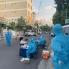 Khu vực đường Bửu Đóa, phường Phước Long, thành phố Nha Trang đã bị phong tỏa từ chiều 23/6 vì liên quan đến trường hợp nghi nhiễm này. (Ảnh: Tiên Minh/TTXVN)