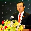 Ông Phạm Văn Chánh, Chủ tịch Hội đồng nhân dân tỉnh Bình Dương khóa X, nhiệm kỳ 2021-2026 phát biểu tại Kỳ họp. (Ảnh: Chí Tưởng/TTXVN)