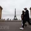 Khu vực Tháp Eiffel ở thủ đô Paris, Pháp. (Ảnh: THX/TTXVN)