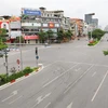 Một tuyến đường vắng vẻ ở Hà Nội trong ngày 2/9. (Ảnh: Thanh Tùng/TTXVN)