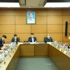 Đoàn đại biểu Quốc hội Cao Bằng, Hải Dương, Quảng Bình, Gia Lai, Vĩnh Long và Thành phố Hồ Chí Minh thảo luận ở tổ. (Ảnh: Văn Điệp/TTXVN)