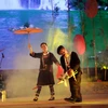 Phần biểu diễn nghệ thuật múa Khèn nam 'Lời tỏ tình' của Đoàn nghệ thuật quần chúng tỉnh Cao Bằng. (Ảnh: Quý Trung/TTXVN)