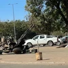 Quân đội triển khai bên ngoài đài truyền hình quốc gia ở Ouagadougou, Burkina Faso ngày 24/1/2022. (Ảnh: AFP/TTXVN)