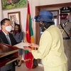 Đại sứ Lê Viết Duyên trình Thư ủy nhiệm lên Tổng Toàn quyền Grenada Cecile La Grenade. (Ảnh: Đại sứ quán Việt Nam tại Venezuela)