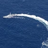 Tàu tuần tra của Lực lượng bảo vệ bờ biển Nhật Bản tham gia tìm kiếm nạn nhân mất tích sau vụ chìm tàu du lịch Kazu I ở ngoài khơi bờ biển Hokkaido ngày 24/4. (Ảnh: Kyodo/TTXVN)