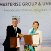 Đại diện Tập đoàn Masterise Group và UNICEF Việt Nam ký kết hợp tác 'Innovation for Children - Sáng kiến thay đổi tương lai.' (Ảnh: Thành Chung/Vietnam+)