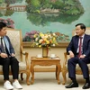 Phó Thủ tướng Lê Minh Khái tiếp Tổng Giám đốc kiêm đồng sáng lập Tập đoàn Grab toàn cầu Anthony Tan. (Ảnh: An Đăng/TTXVN)