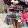Những chi tiết đặc sắc trong sản phẩm thời trang thổ cẩm Tây Nguyên của nhà thiết kế Minh Hạnh. (Ảnh: Cao Nguyên/TTXVN)