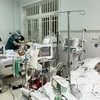 Bệnh nhân ngộ độc botulinum được điều trị tại Bệnh viện Đa khoa Khu vực Bắc Quảng Nam. (Ảnh: TTXVN phát)