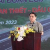 Thủ tướng Phạm Minh Chính phát biểu tại Lễ khánh thành 2 dự án thành phần, tại điểm cầu Bình Thuận. (Ảnh: Dương Giang/TTXVN)