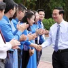 Chủ tịch nước Võ Văn Thưởng gặp mặt thân mật các thanh niên tiên tiến làm theo lời Bác năm 2023 của Đoàn Thanh niên Cộng sản Hồ Chí Minh Khối các cơ quan Trung ương. (Ảnh: Thống Nhất/TTXVN)