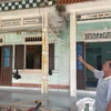 Các căn nhà của người dân đội 2, xã Hải Khê đã bị xuống cấp nghiêm trọng nhưng không thể sửa chữa vì nằm trong vùng quy hoạch dự án. (Ảnh: Thanh Thủy/TTXVN)