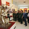Chủ tịch nước Võ Văn Thưởng thăm Bảo tàng Quân khu 2. (Ảnh: Thống Nhất/TTXVN)