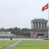 Vào dịp 19/8 và Quốc khánh 2/9, các đoàn đại biểu, người dân xếp hàng dài vào Lăng viếng Chủ tịch Hồ Chí Minh. (Ảnh: Minh Quyết/TTXVN)