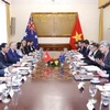 Bộ trưởng Ngoại giao Bùi Thanh Sơn hội đàm với Bộ trưởng Ngoại giao Australia Penny Wong. (Ảnh: An Đăng/TTXVN)