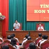 Thủ tướng Phạm Minh Chính làm việc với lãnh đạo chủ chốt tỉnh Kon Tum. (Ảnh: Dương Giang/TTXVN)