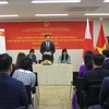 Tọa đàm giữa các cơ quan đại diện ngoại giao Việt Nam tại Nhật Bản với đại diện các hội đoàn người Việt. (Ảnh: Phạm Tuân/TTXVN)