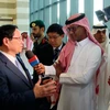 Thủ tướng Phạm Minh Chính trả lời phỏng vấn của kênh tin tức tài chính Asharq Economy with Bloomberg. (Ảnh: TTXVN)