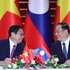 Thủ tướng Phạm Minh Chính hội đàm với Thủ tướng Lào Sonexay Siphandone trong chuyến thăm chính thức Cộng hòa Dân chủ Nhân dân Lào năm 2023. (Ảnh: Dương Giang/TTXVN)